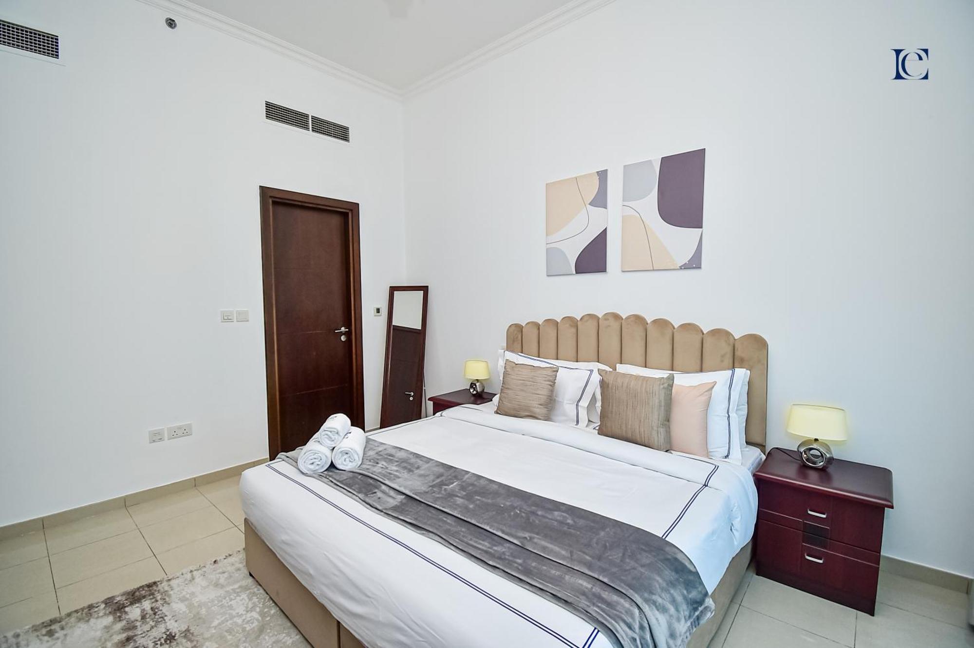 Luxury Escapes - 1Br Home With Stunning Marina View - Bay Central Marina Дубай Экстерьер фото